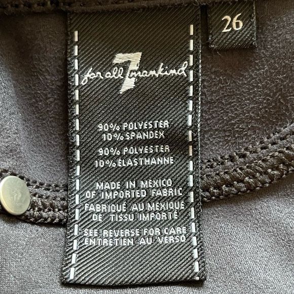 7 For All Mankind ankle cropped black legging with shine - Picture 7 of 10